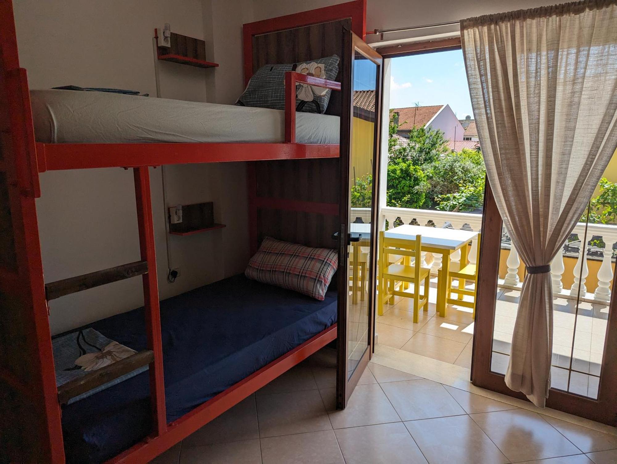 Tias Hostel Shkodër Exterior foto